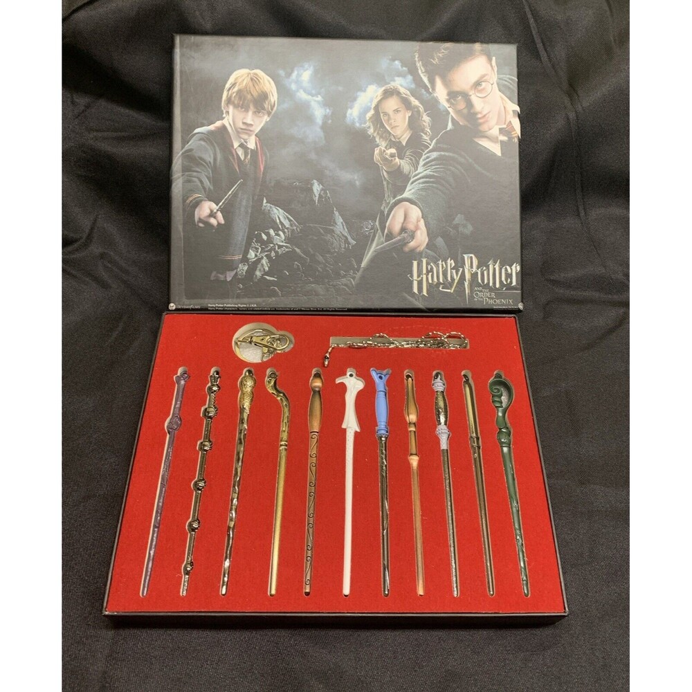HP 11 piece Necklace Set